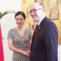 與愛(ài)爾蘭駐中國(guó)大使親切交流